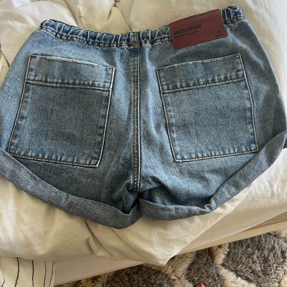 One teaspoon shabby bandit boyfriend shorts size small - Picture 2 of 6